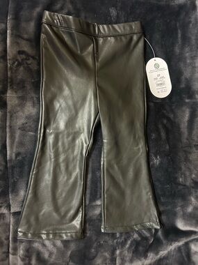 Wonder Nation Toddler Girls Faux Leather Pull On Flare Pants, Size 2T